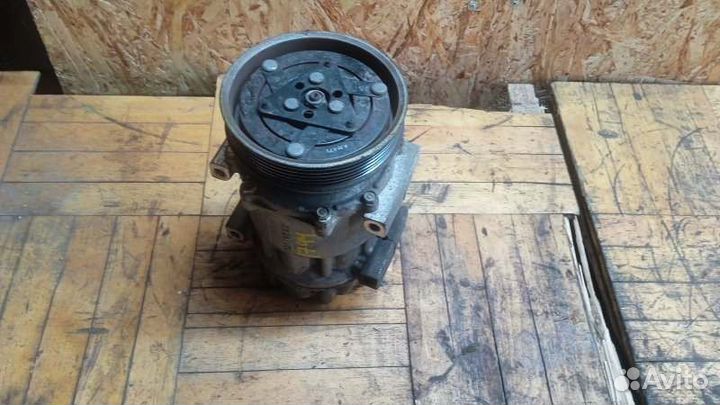 Компрессор кондиционера Renault Duster 1.5DCI 2013