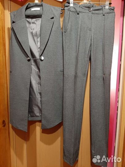 Школьный костюм для девочки 164