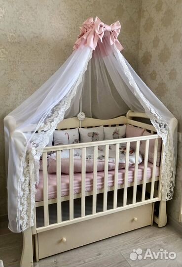 Бортики в кроватки, мягкий кокон и балдахин