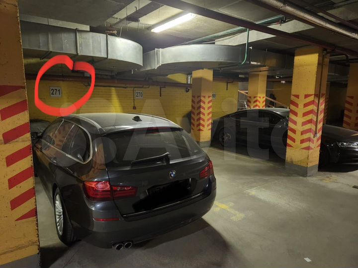 Машиноместо, 14 м²