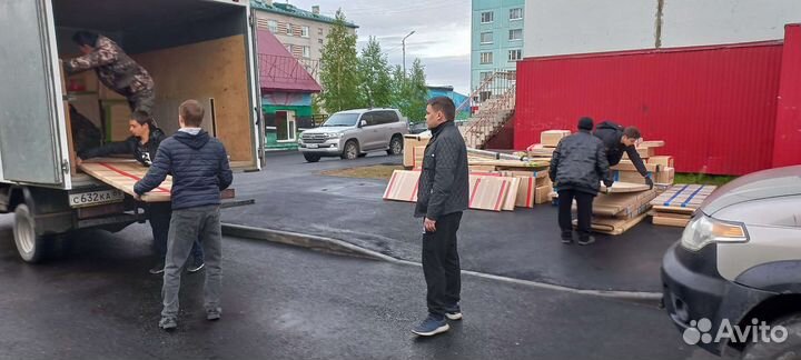 Разнорабочие грузчики