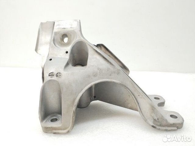 Кронштейн двигателя правый Bmw X5 E70 3.0 2007