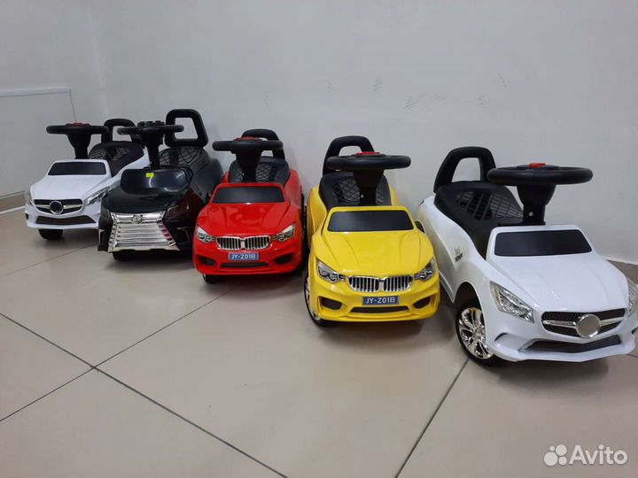 Машинка каталка толокар