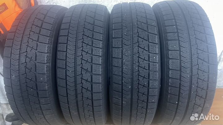 Bridgestone Blizzak VRX 195/65 R15 91S