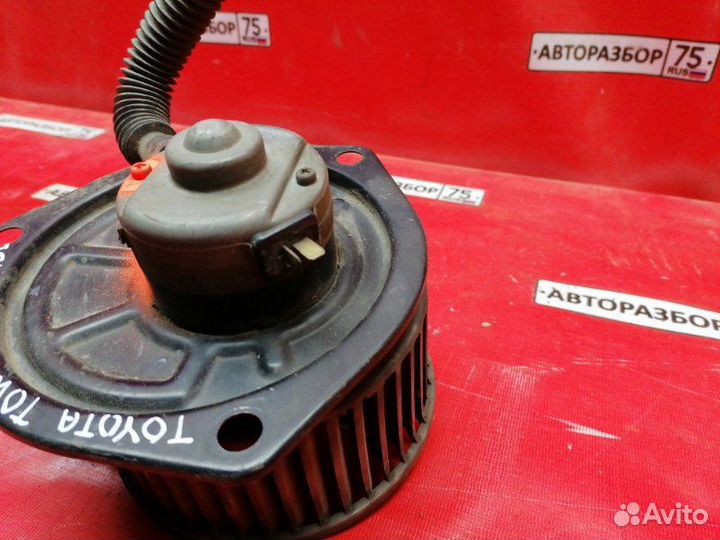 Мотор печки Toyota Town Ace CR21G 2CT