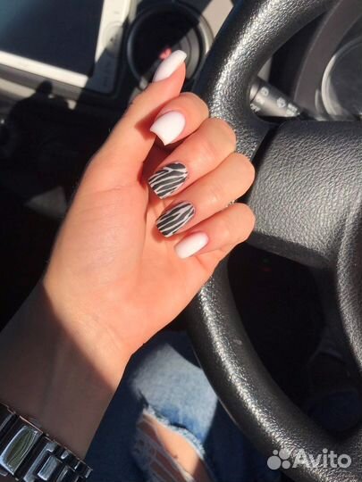 Мастер маникюра