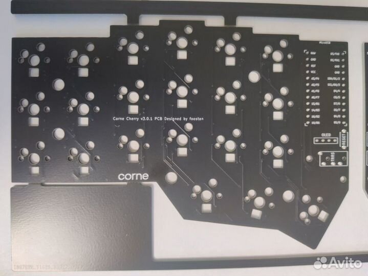 Печатная плата сплит клавиатуры Corne v3