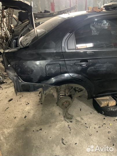 Заднее правое крыло Chevrolet Aveo 250 255