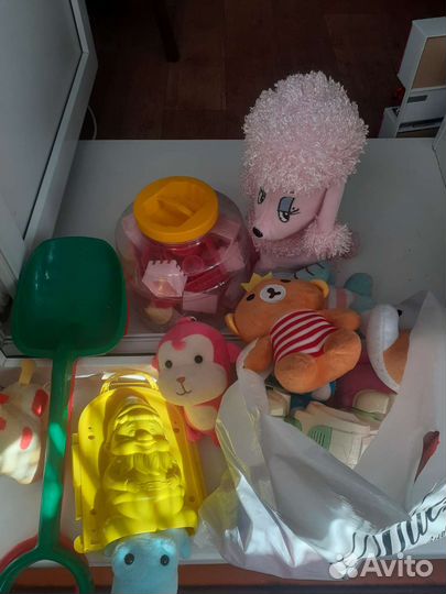 Детские игрушки