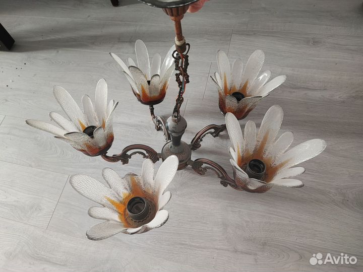 Люстра потолочная