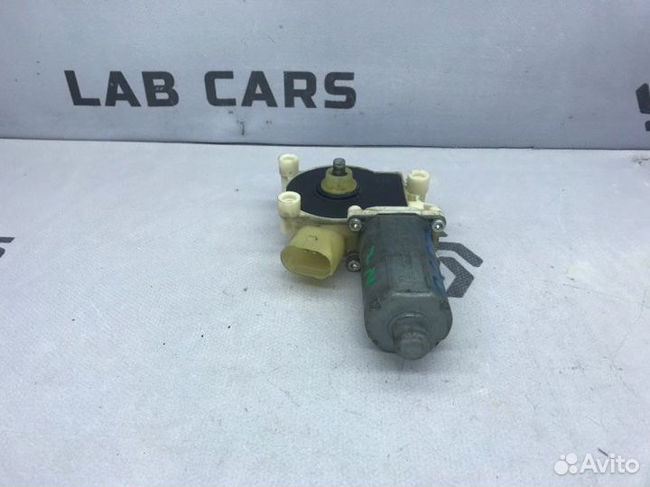 Моторчик стеклоподъемника передний левый Bmw 5 E60