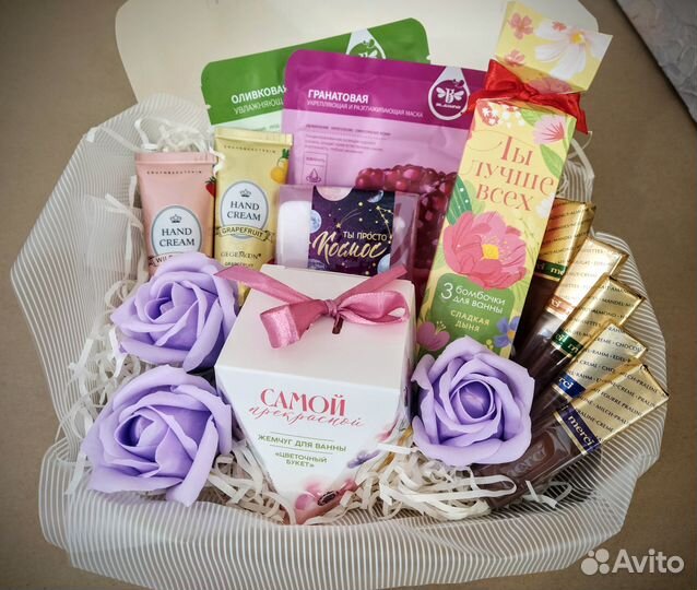 Подарочный бокс на 8 марта