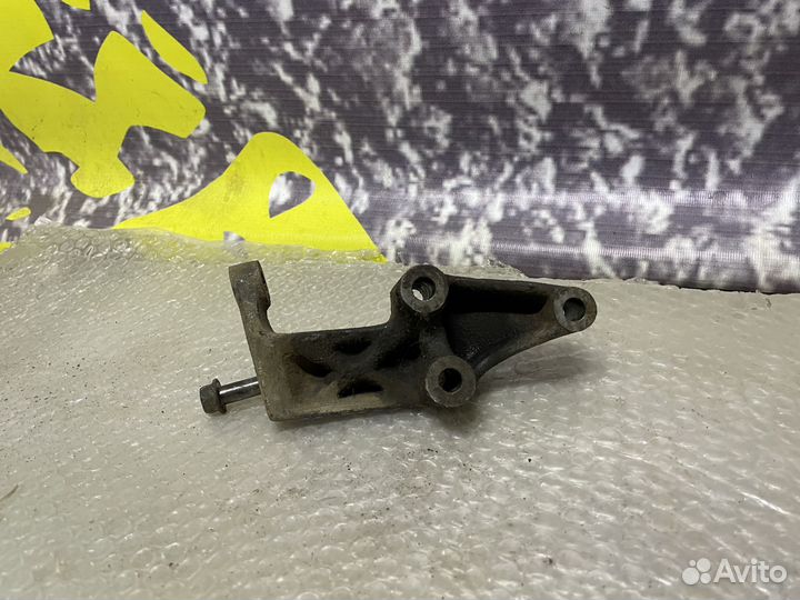 Кронштейн гидроусилителя Гур Spectra Спектра