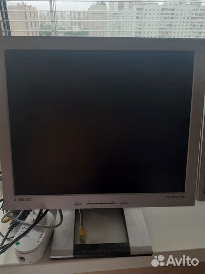 Монитор Samsung 172 s