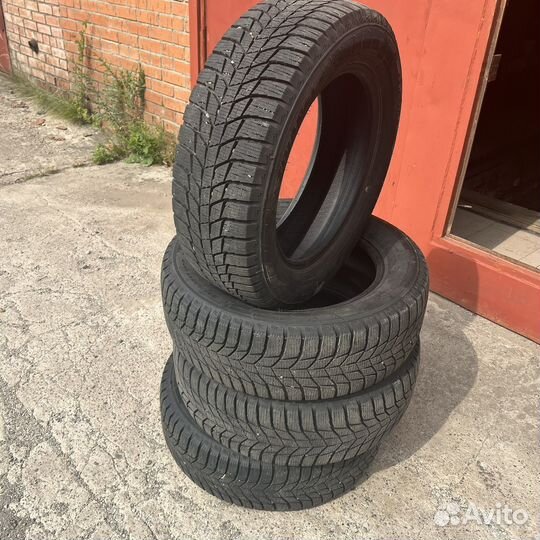 Triangle PL01 225/60 R17