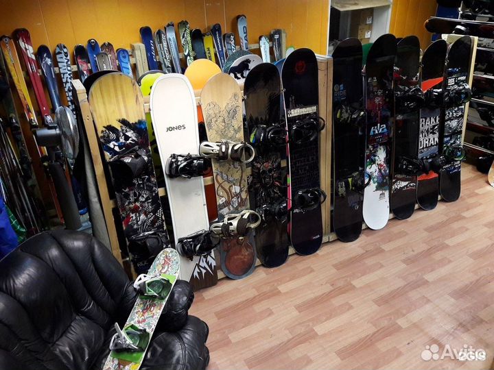 Прокат сноубордов и горных лыж