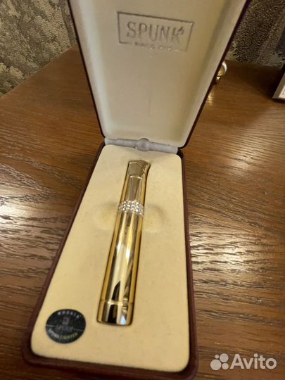 Зажигалка газовая