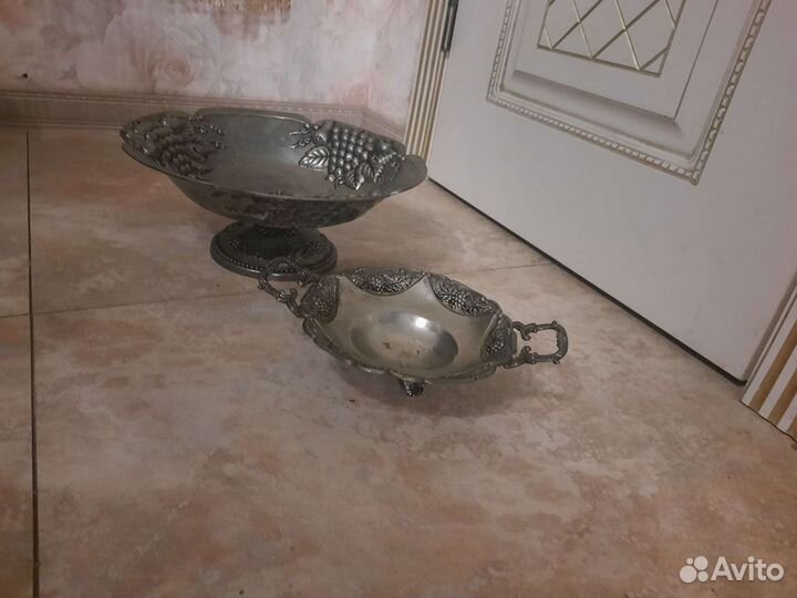 Ваза для фруктов на ножке+для конфет