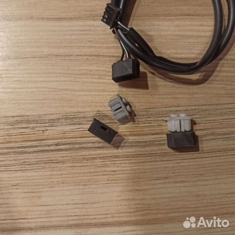 Электро разъём (коннектор ) динамовтулки Shimano