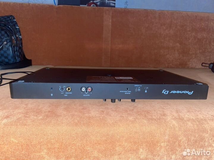 Dj контроллер DDJ-FLX4