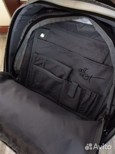 Школьный рюкзак новый для мальчика