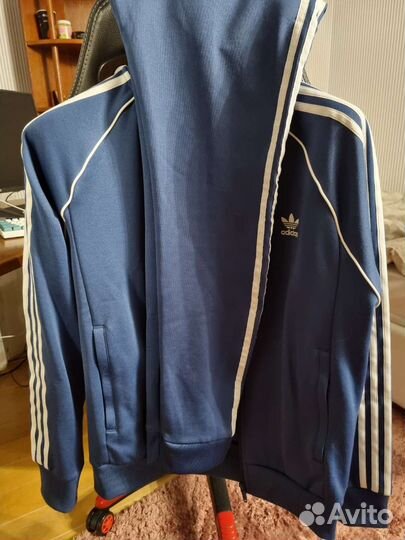 Спортивный костюм adidas