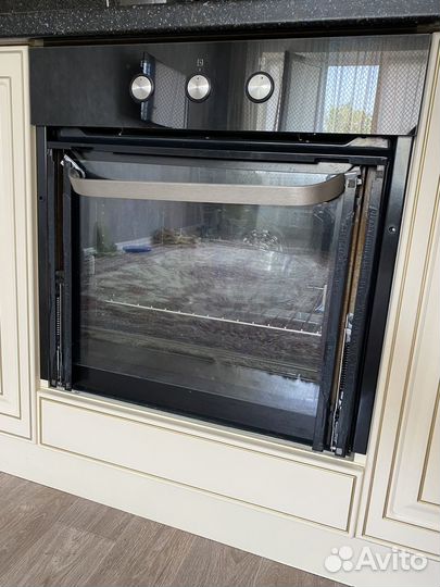 Духовой шкаф