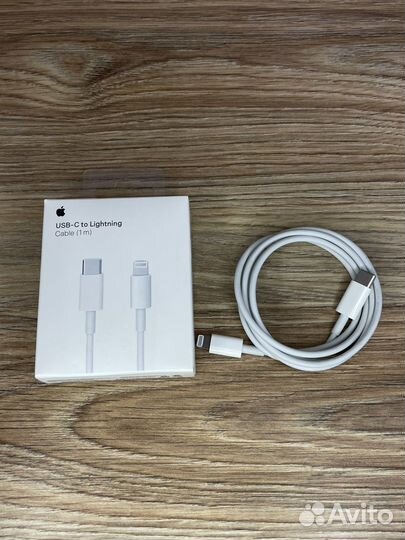 Провода на iPhone новые type-c lightning