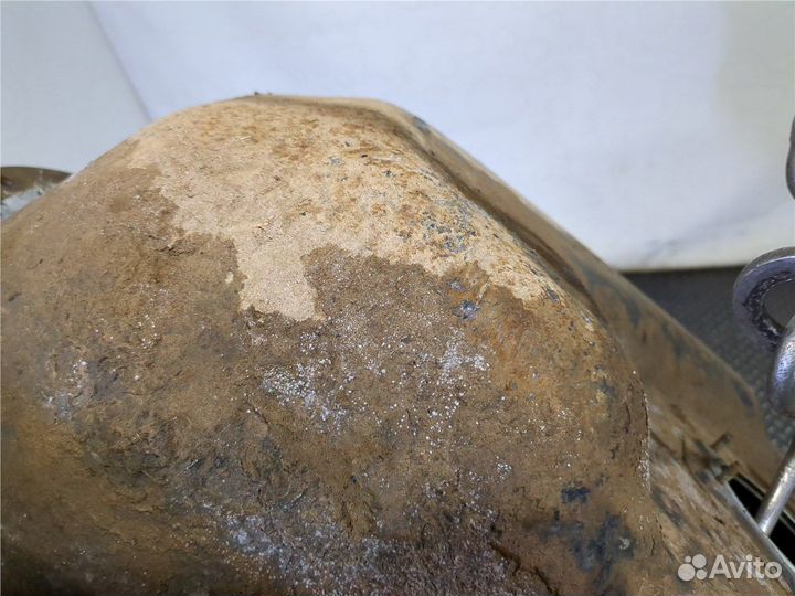 Бак топливный Mitsubishi L200, 2010