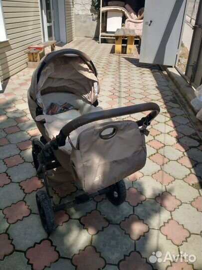 Коляска Laret