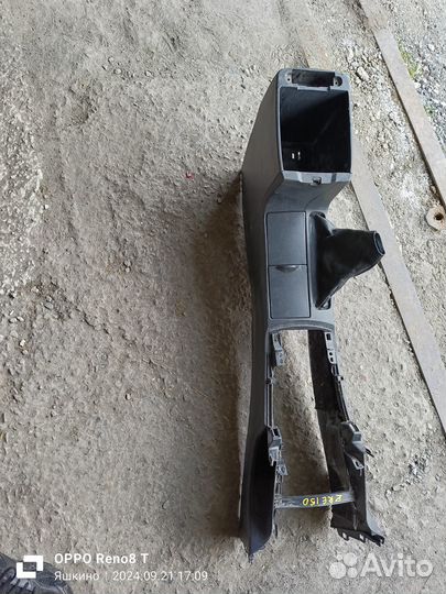 Центральная панель на тойота королла 150