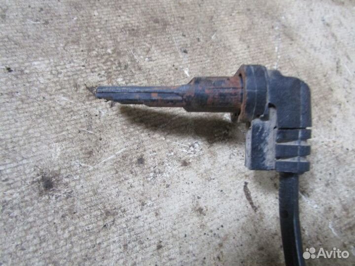 Датчик ABS передний Renault Duster 2012 (479109155