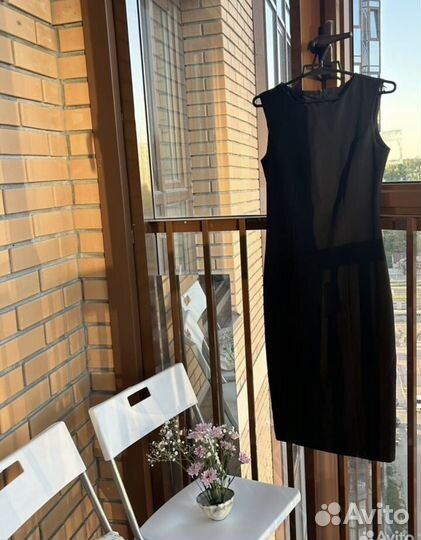Черное платье