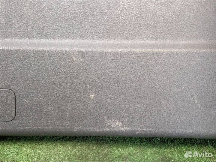 Обшивка крышки багажника KIA Sorento 2 (XM) 2010