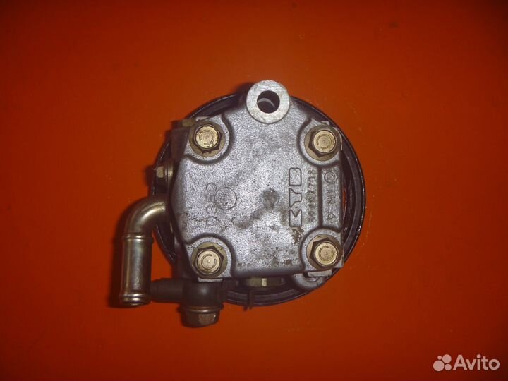 Насос гидроуселителя мазда ZY