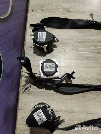 Ремень безопасности задний Geely atlas Лев, Прав