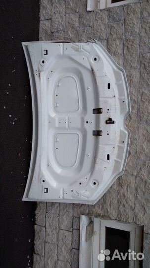 Капот Renault Sandero Stepway