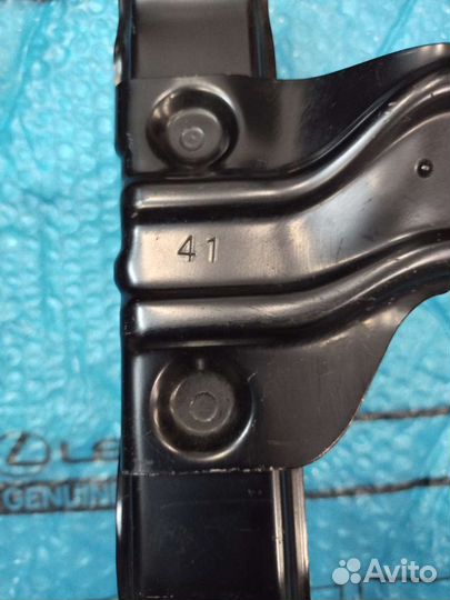 Стойка замка капота Rav 4 -4 Оригинал 2013-2015