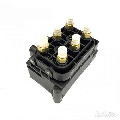 Блок клапанов пневмоподвески AirBagit VW TouaregNF