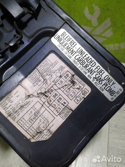 Лючок бензобака Ауди 80 90 Б3