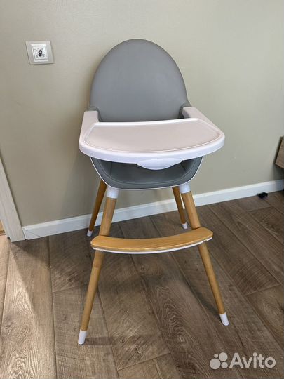 Стульчик для кормления babyton