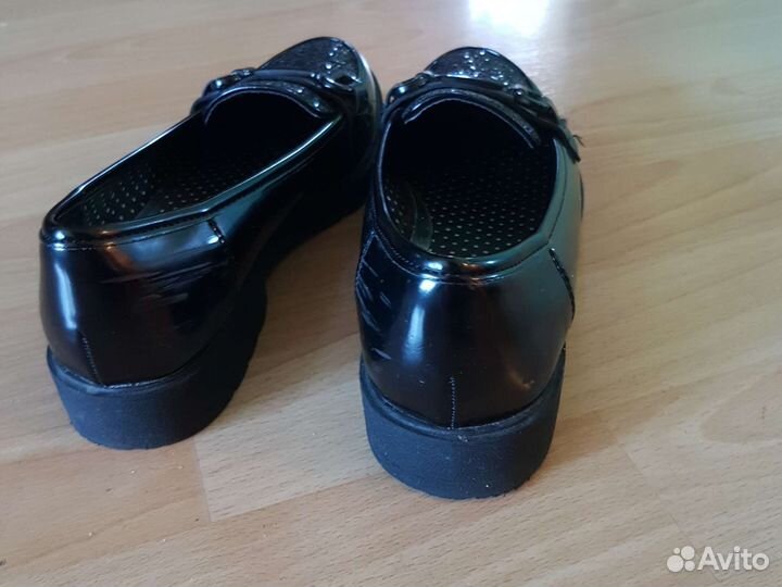 Туфли для девочки 34 размер