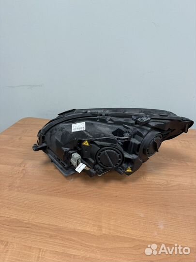 Фара правая Mercedes W216 CL рест