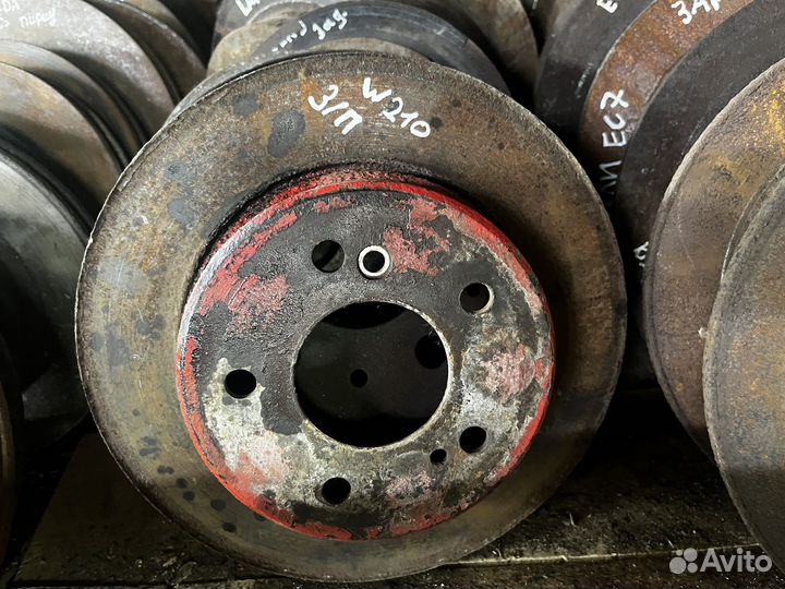 Задний тормозной диск Mercedes w210
