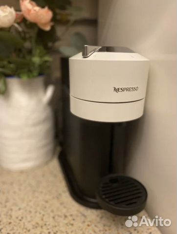 Кофемашина капсульного типа Nespresso Vertuo Next