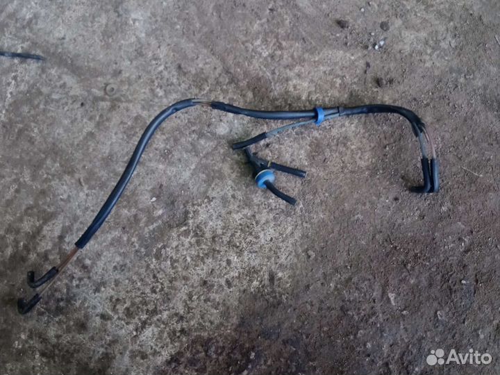 Трубки вакуумного клапана mercedes-benz w140