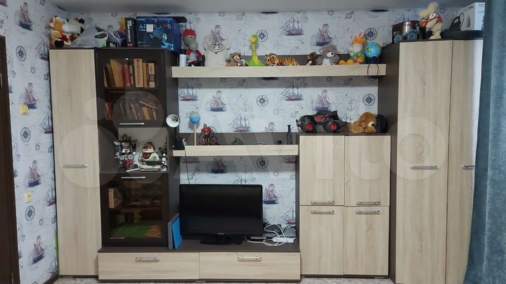 2-к. квартира, 67,4 м², 2/4 эт.