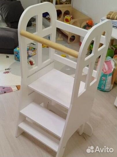 Башня помощника монтессори