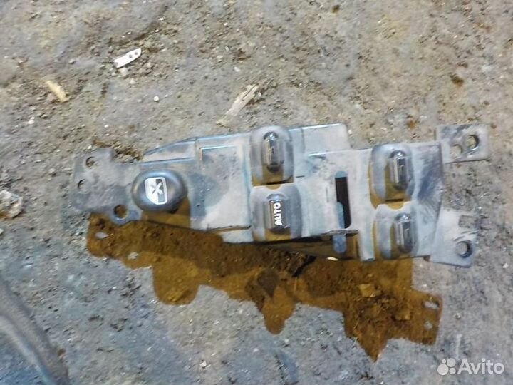 Клавиши стеклоподъемников GAZ siber передние левые