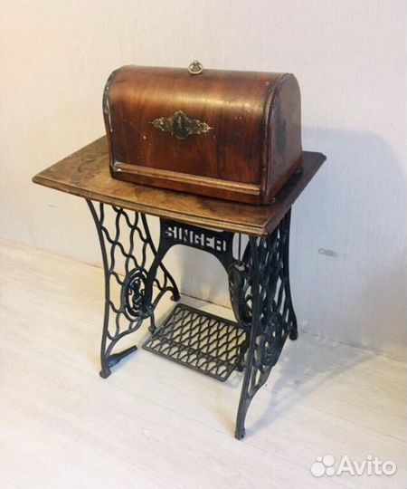 Швейная машина Singer